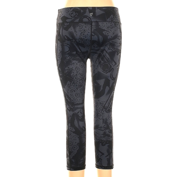 Betsey Johnson Performance Cropped Leggings | Activewear | Yoga Pants - Picture 2 of 16